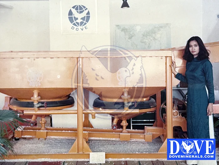 DOVE Gems at Vietnam exhibition 1993 DOVE Gems at Vietnam exhibition 1993