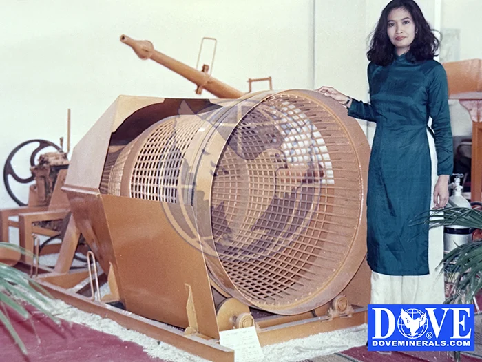 DOVE Gems at Vietnam exhibition 1993 DOVE Gems at Vietnam exhibition 1993